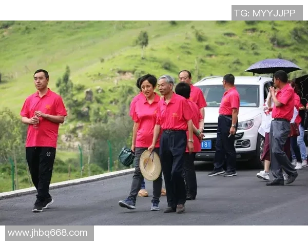 镇安足球明星的传奇之路与激情岁月的回顾与展望