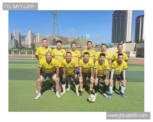 开MINI的足球明星们如何在绿茵场上展现风采与激情